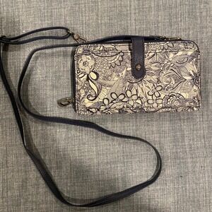 Sakroots Wristlet Wallet Crossbody Bag Navy Blue White Floral Print